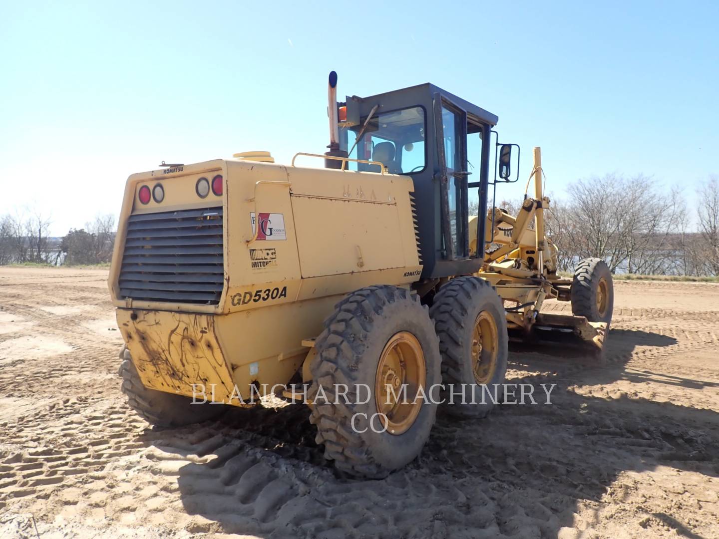 2000 Komatsu GD530A Grader - Road