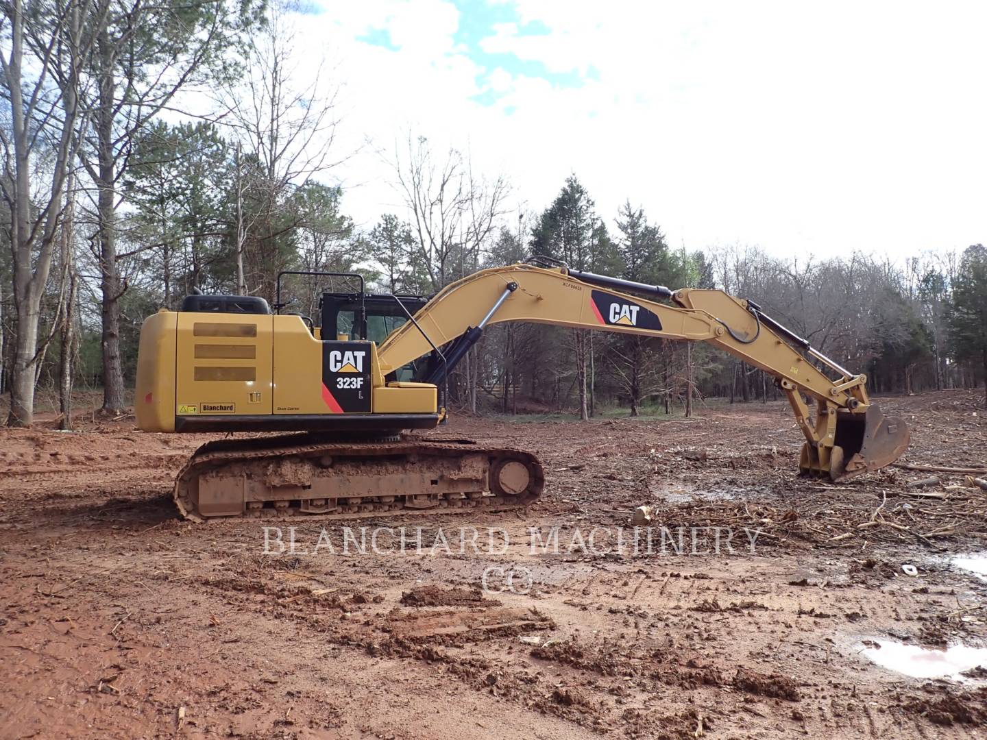 2015 Caterpillar 323 F L Excavator