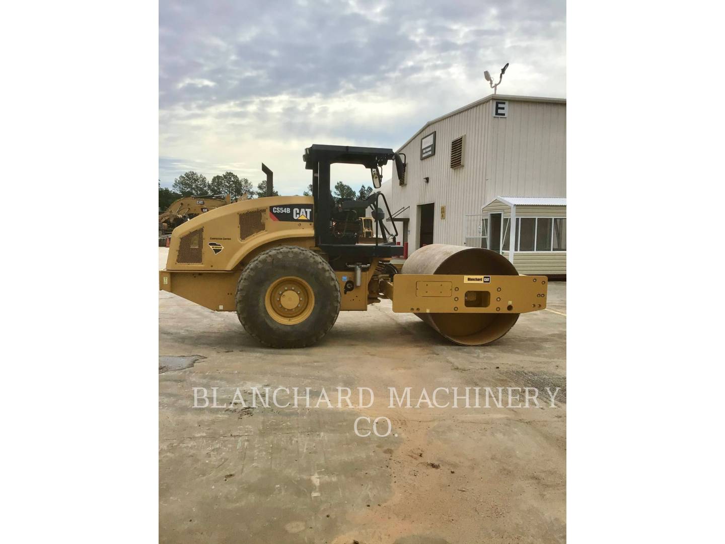 2017 Caterpillar CS54B Vibratory Single