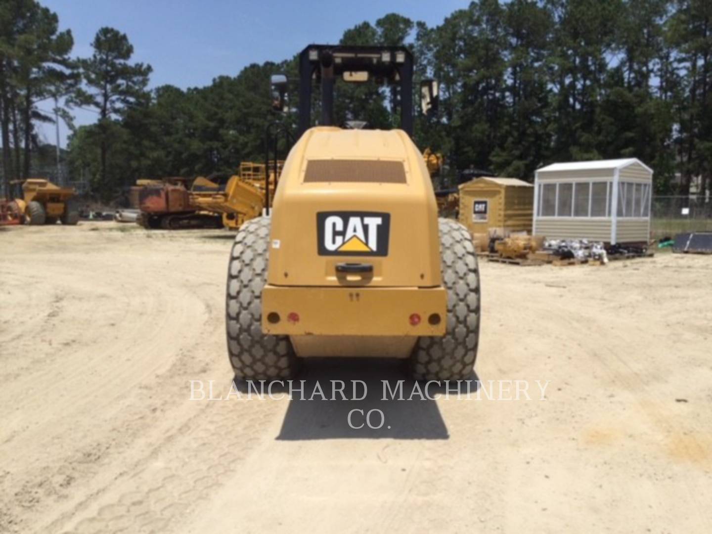 2015 Caterpillar CS56B Vibratory Single