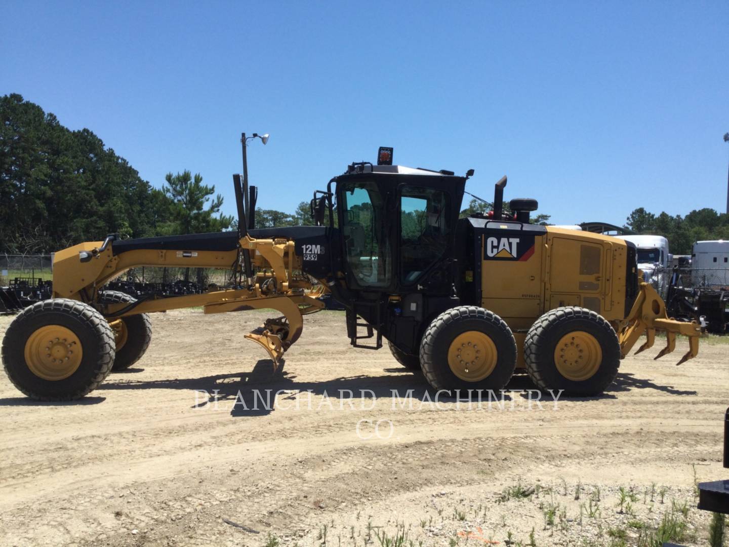 2016 Caterpillar 12M3 Grader - Road