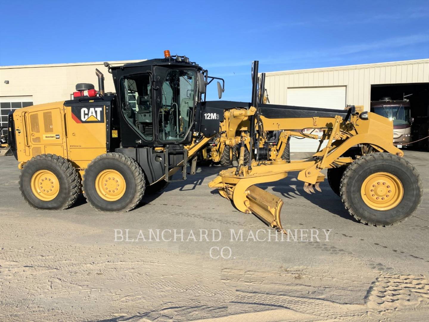 2016 Caterpillar 12M3 Grader - Road