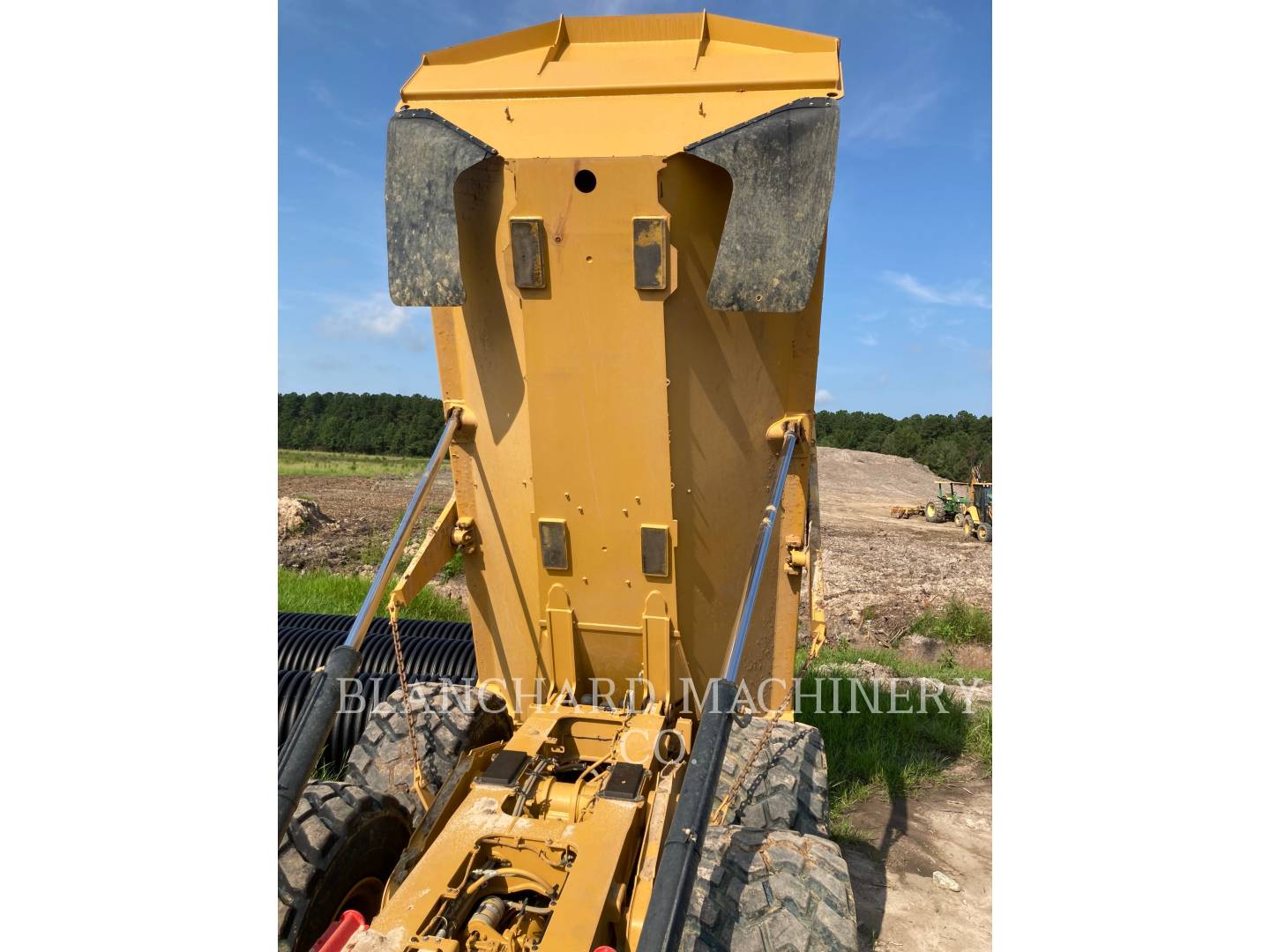 2019 Caterpillar 725C2 Articulated Truck