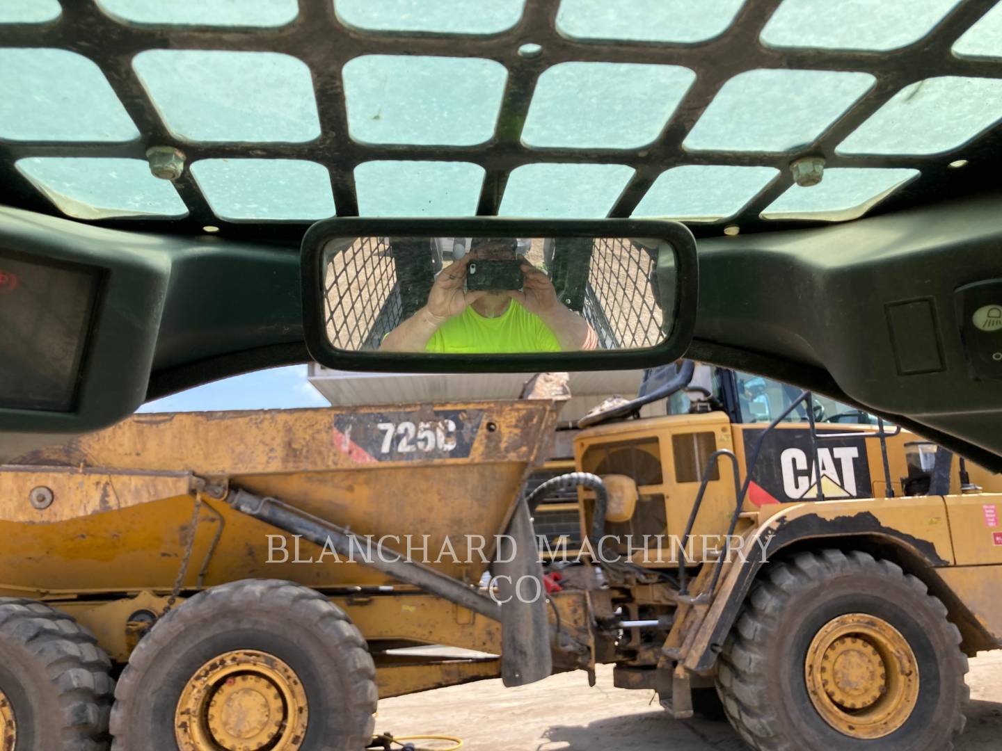 2019 John Deere 325G Misc