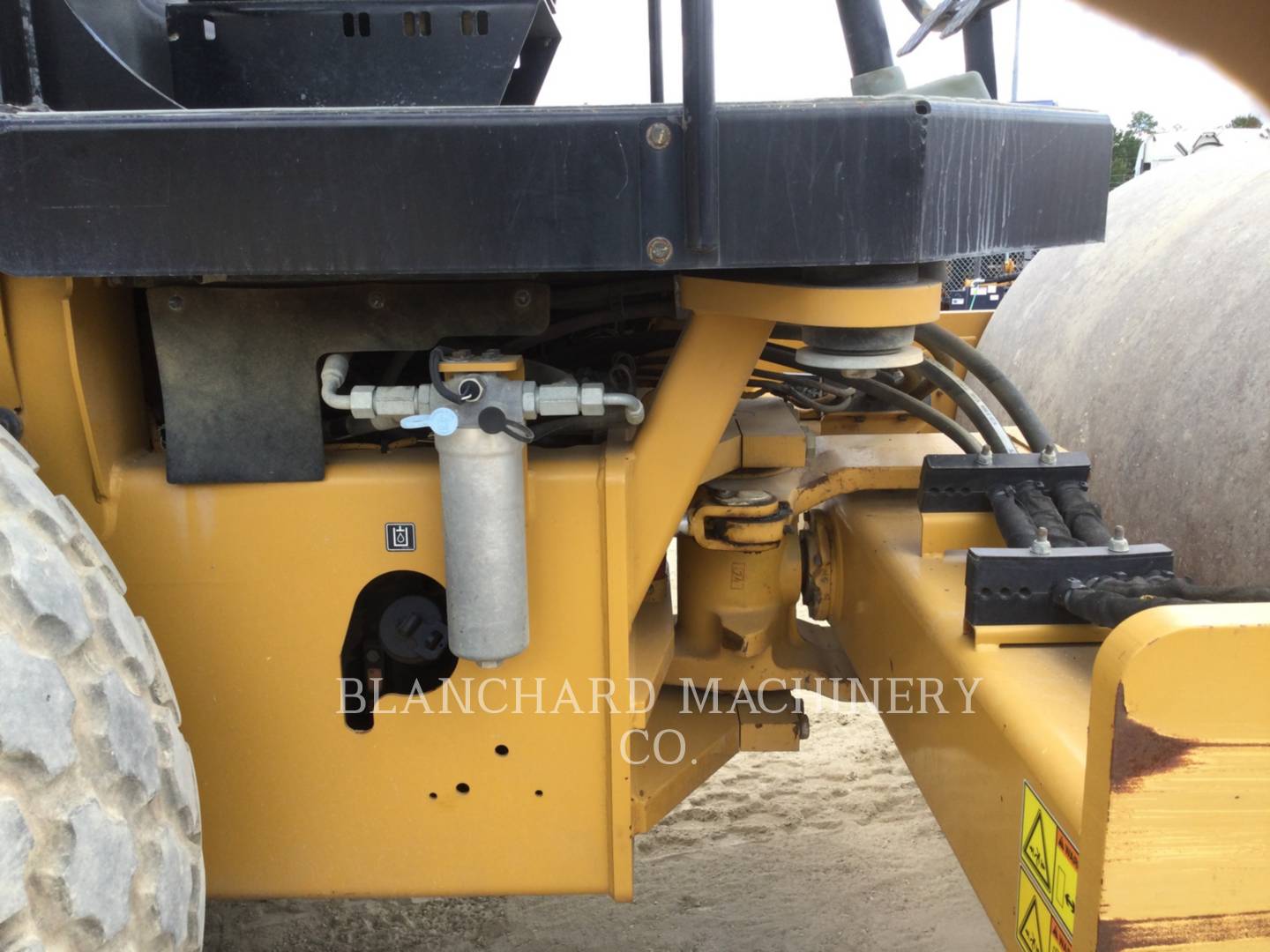 2016 Caterpillar CS54B Vibratory Single