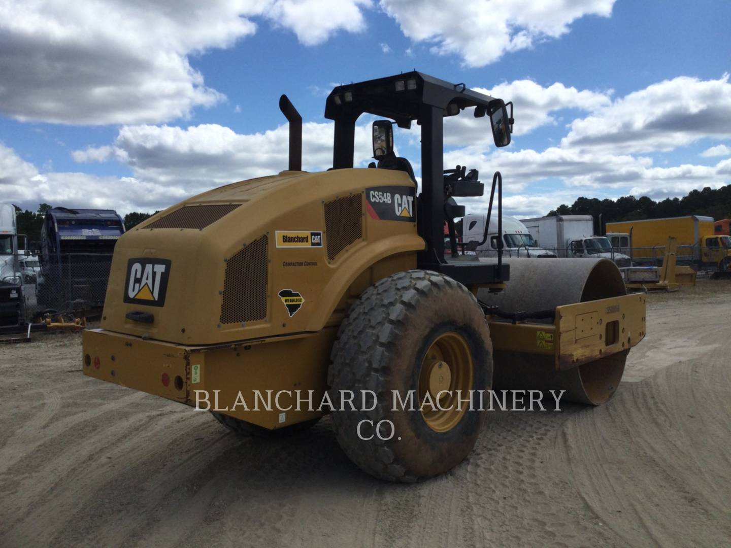 2016 Caterpillar CS54B Vibratory Single