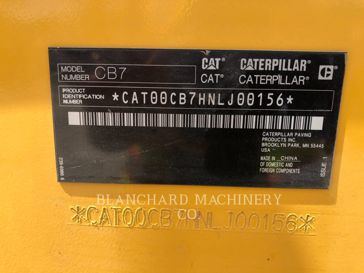 2019 Caterpillar CB7 Vibratory Double