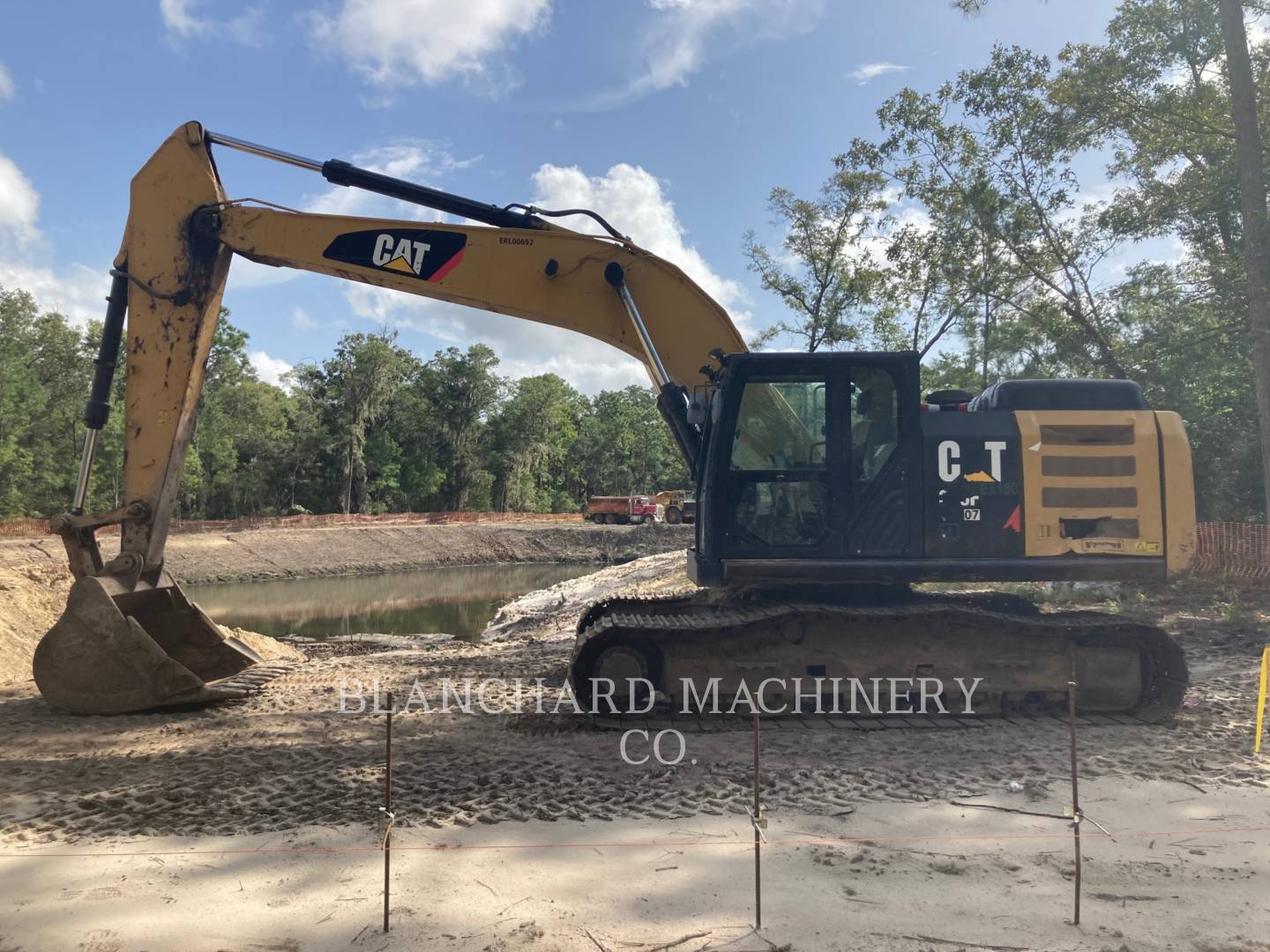 2015 Caterpillar 329FL Excavator