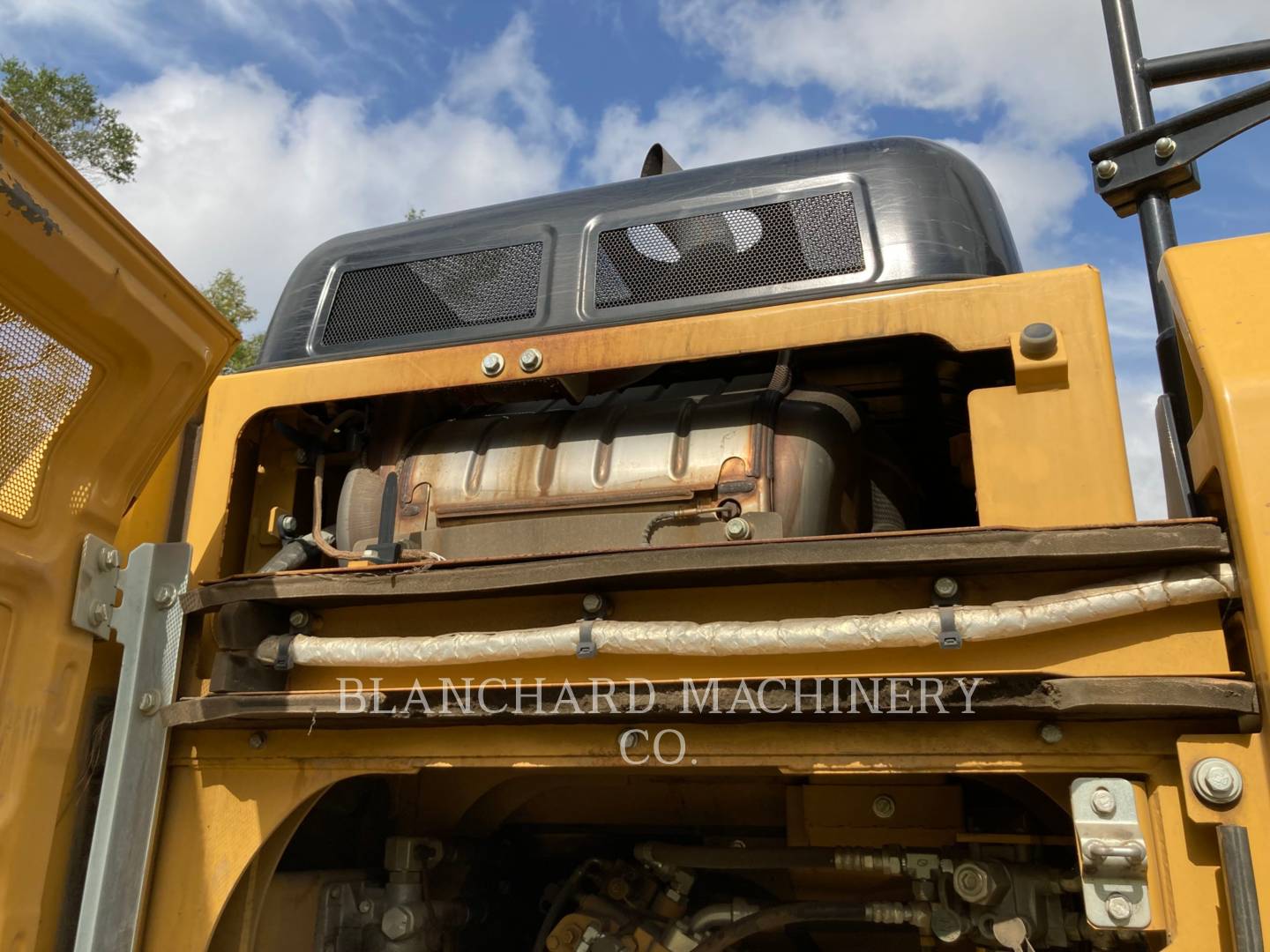 2015 Caterpillar 329FL Excavator