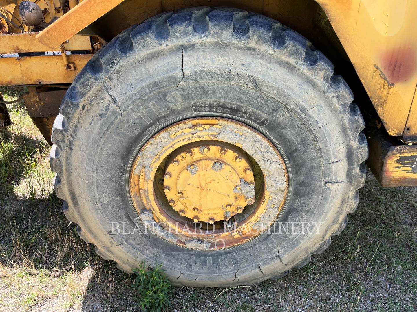 1988 Caterpillar 613C Wheel Tractor