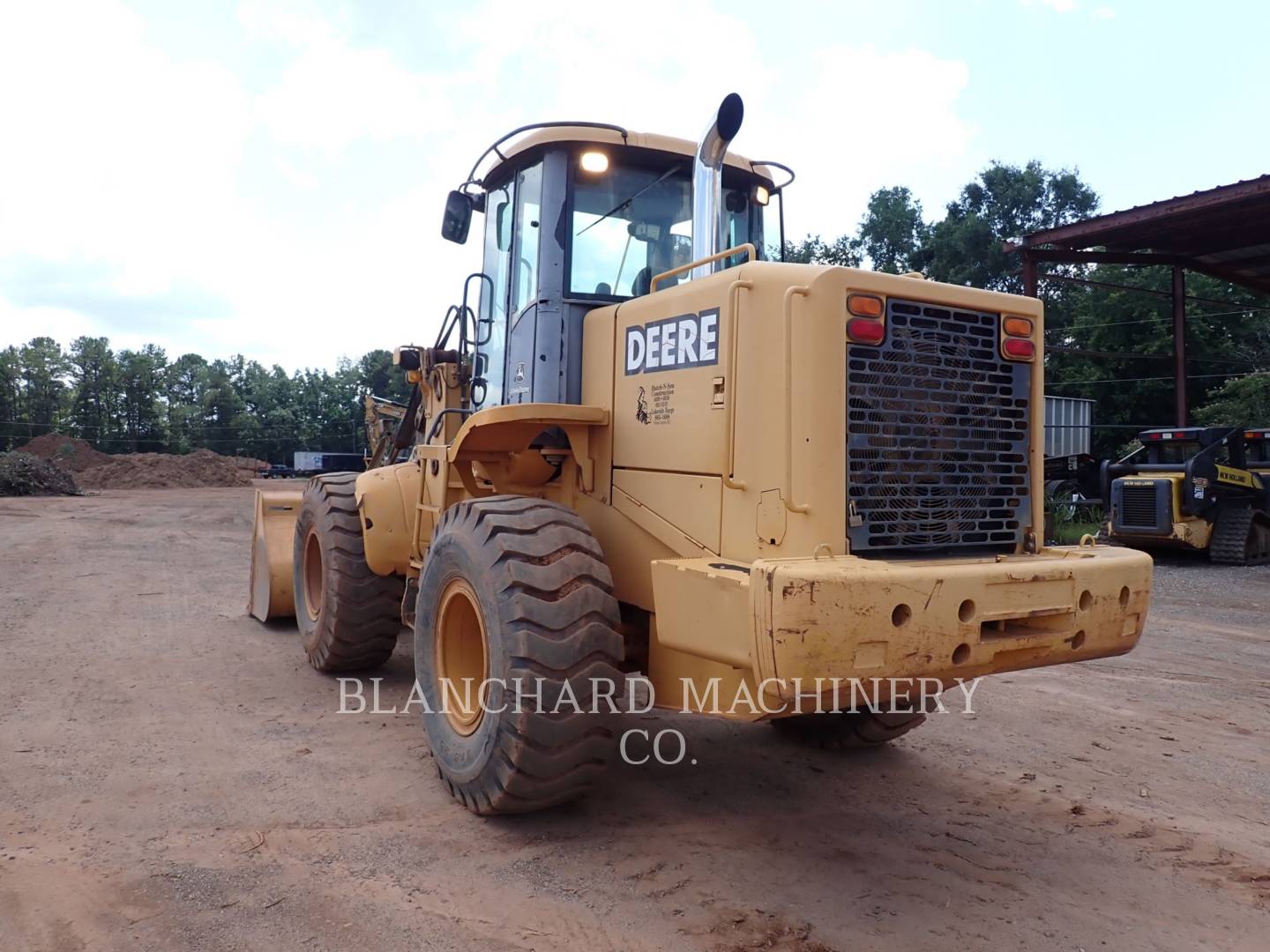 2003 John Deere TC62H Wheel Loader