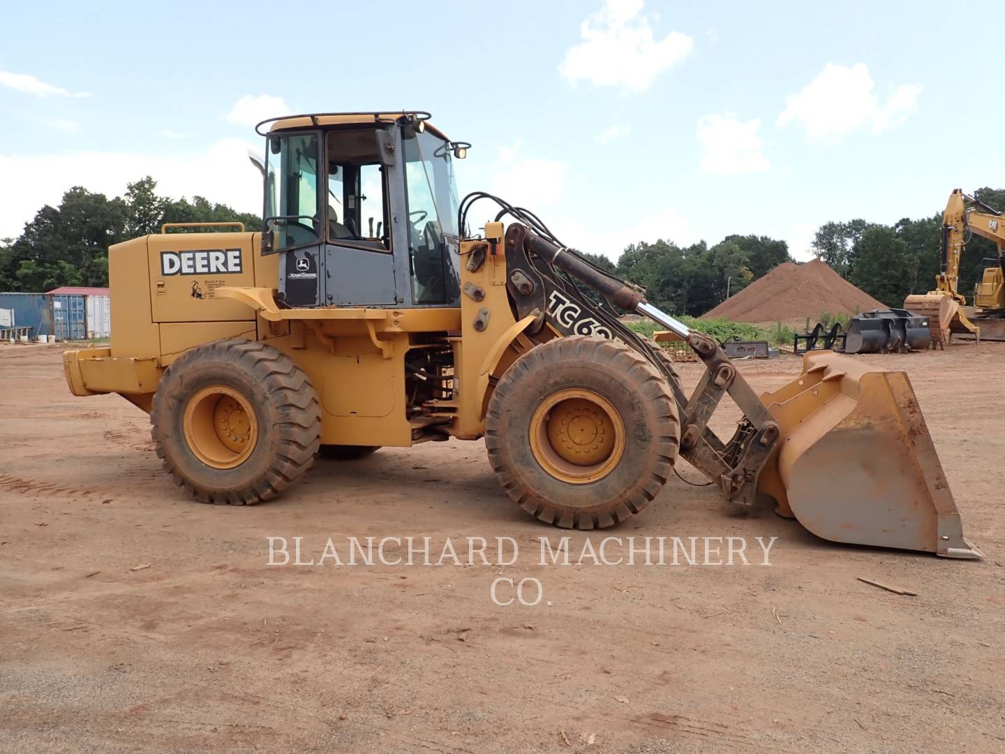 2003 John Deere TC62H Wheel Loader