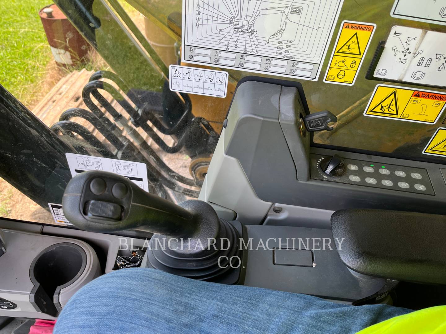 2017 Caterpillar 323FL Excavator