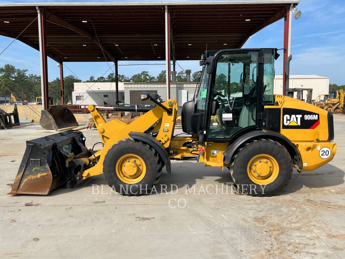 2017 Caterpillar 906M Wheel Loader