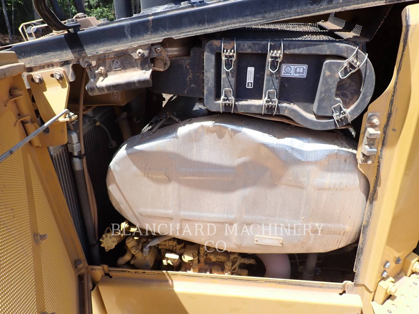 2021 Caterpillar D6 LGP VPAT Dozer