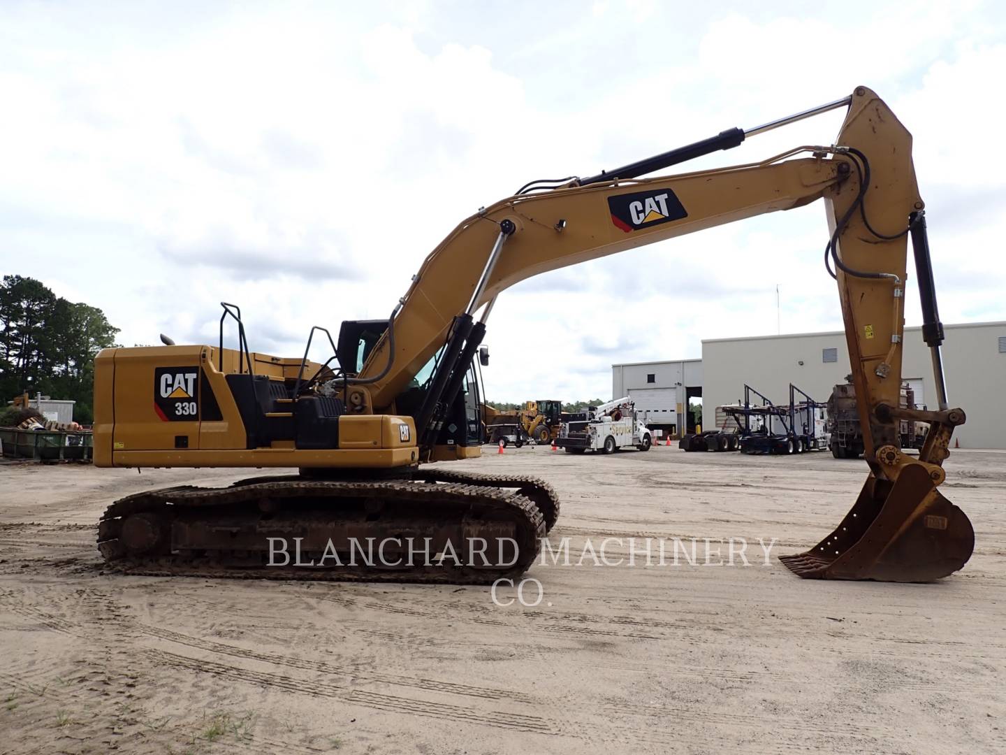 2019 Caterpillar 330 Excavator