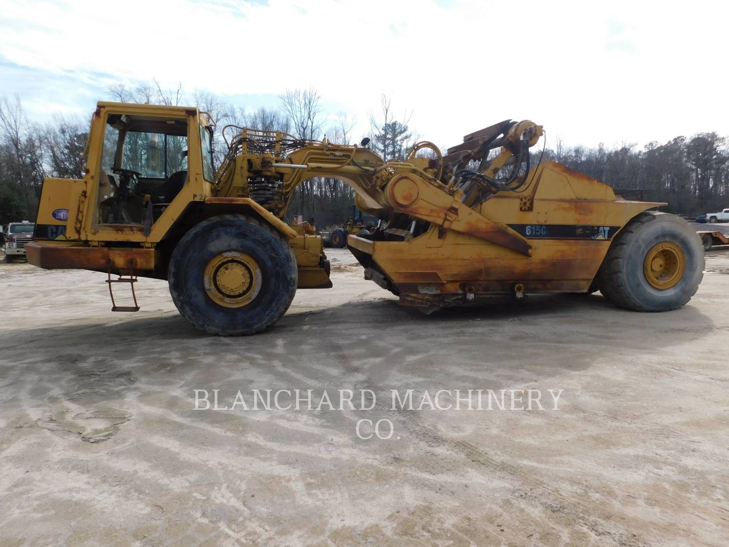 1999 Caterpillar 615CII Wheel Tractor