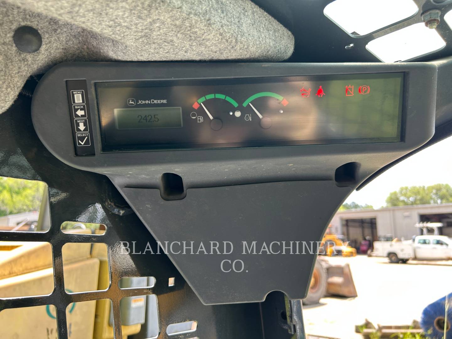 2022 John Deere 317G Misc