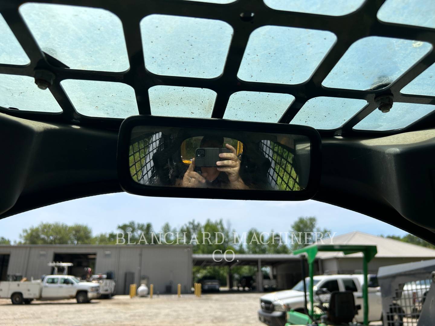 2022 John Deere 317G Misc