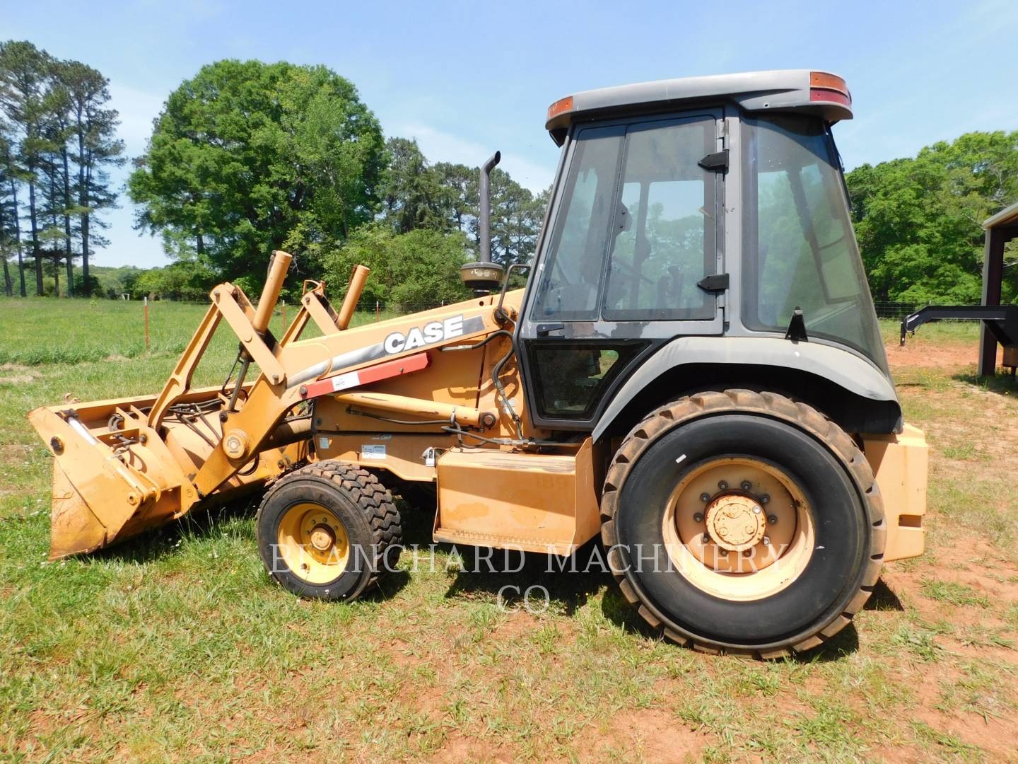 2004 Case 570MXT Industrial Dryer