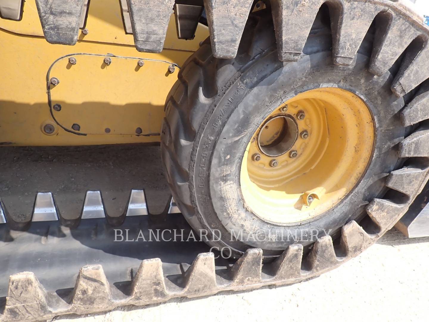 2016 Caterpillar 262D Skid Steer Loader