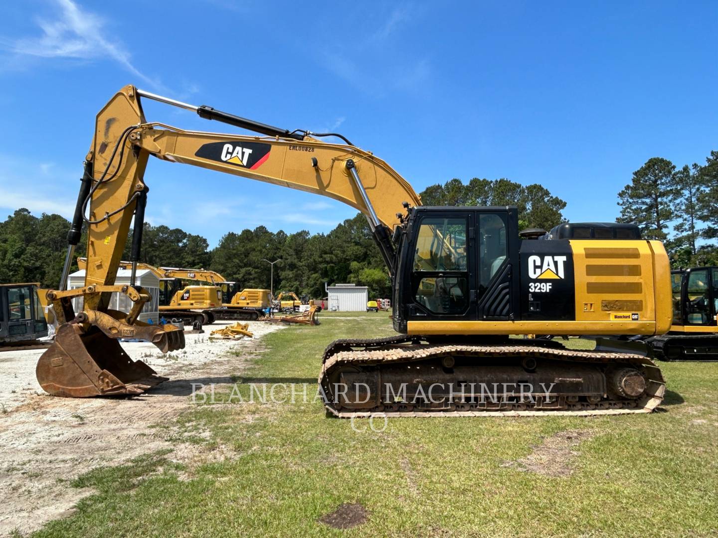 2015 Caterpillar 329FL Excavator