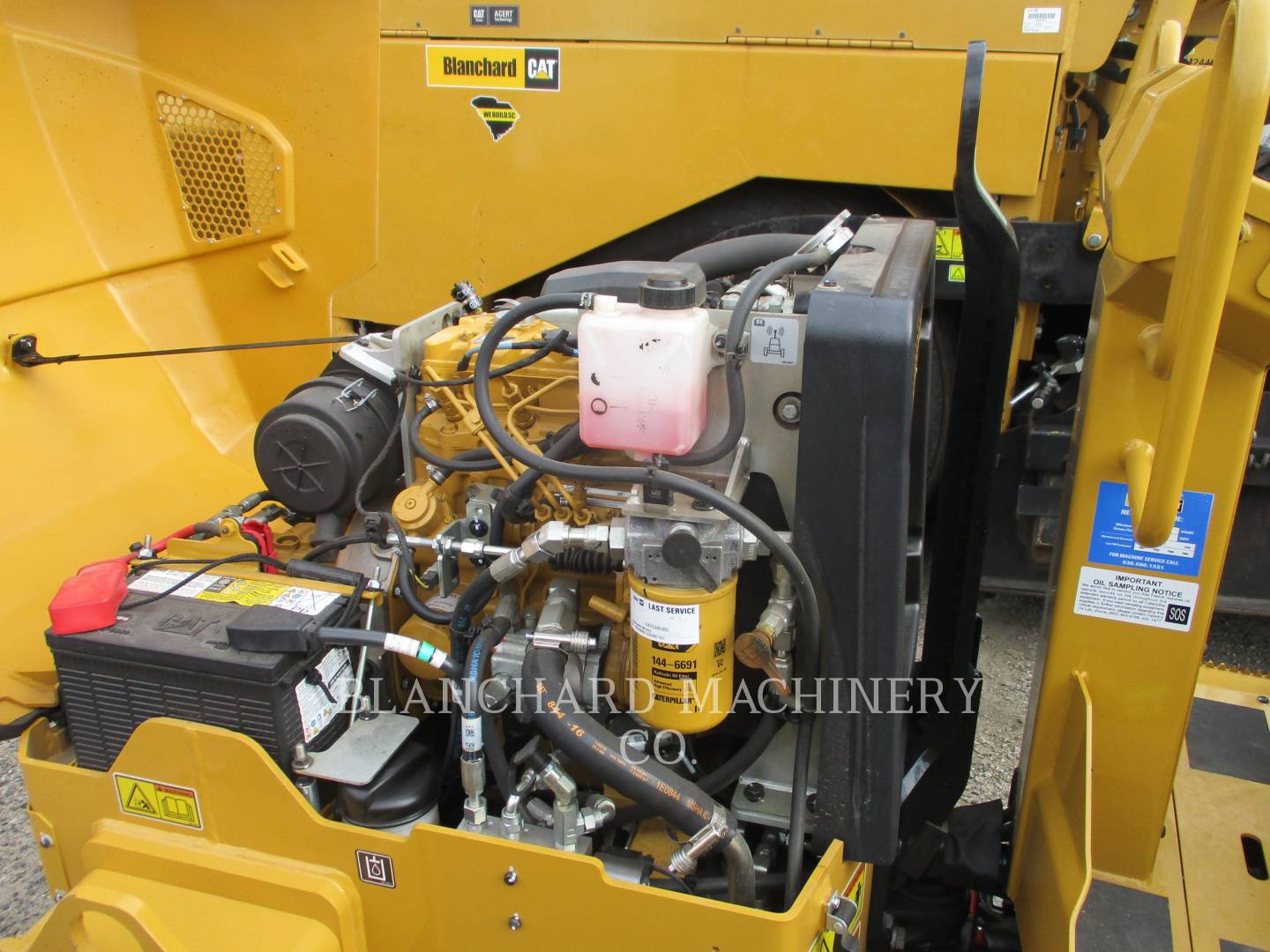 2021 Caterpillar CB1.8 Vibratory Double