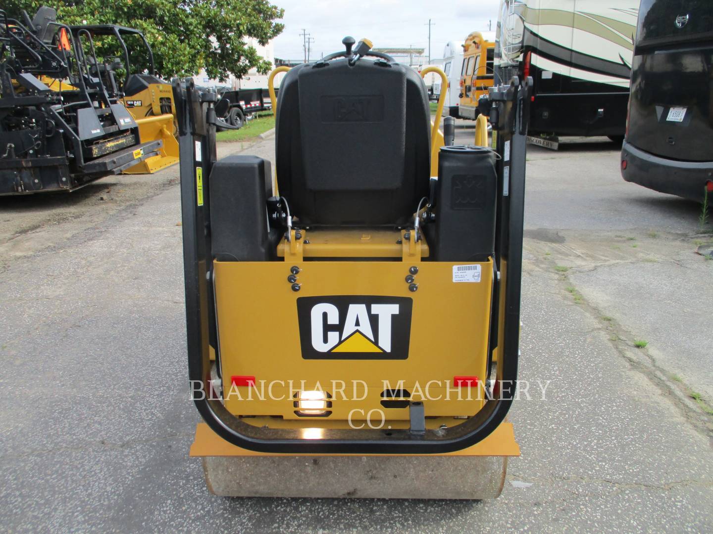 2021 Caterpillar CB1.8 Vibratory Double