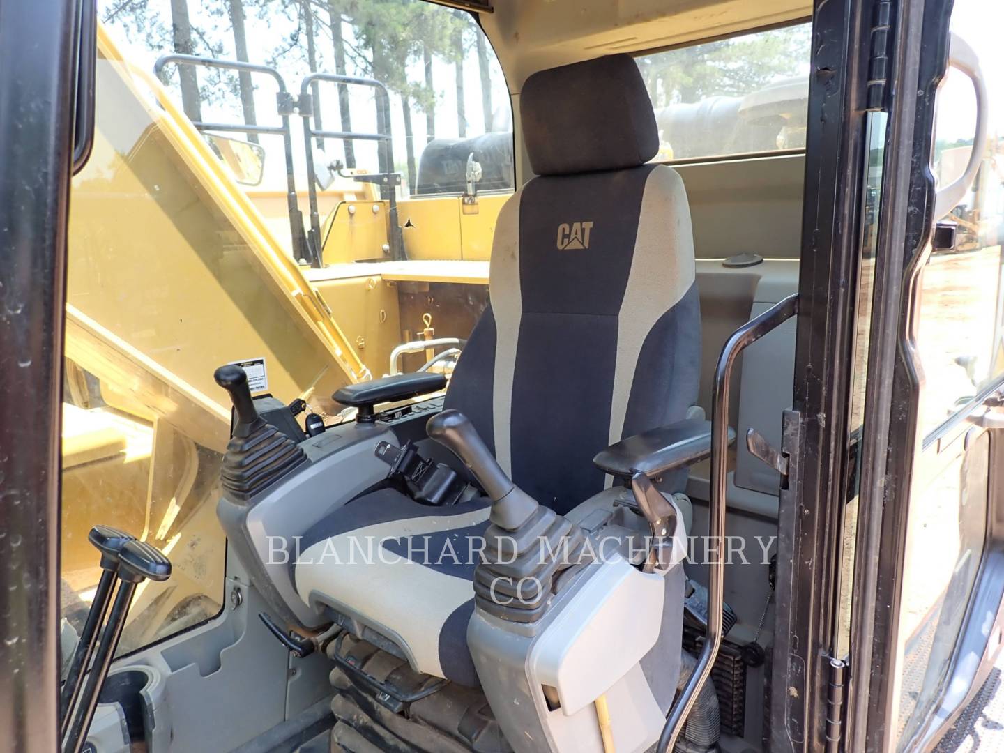 2018 Caterpillar 326FL Excavator