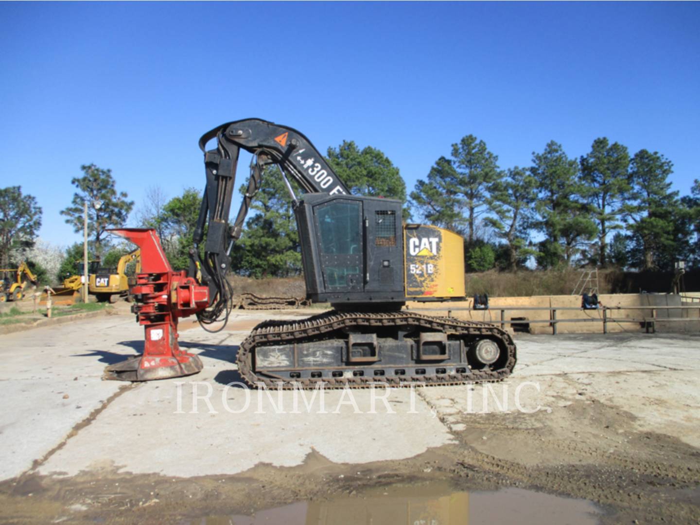 2015 Caterpillar 521B Feller Buncher