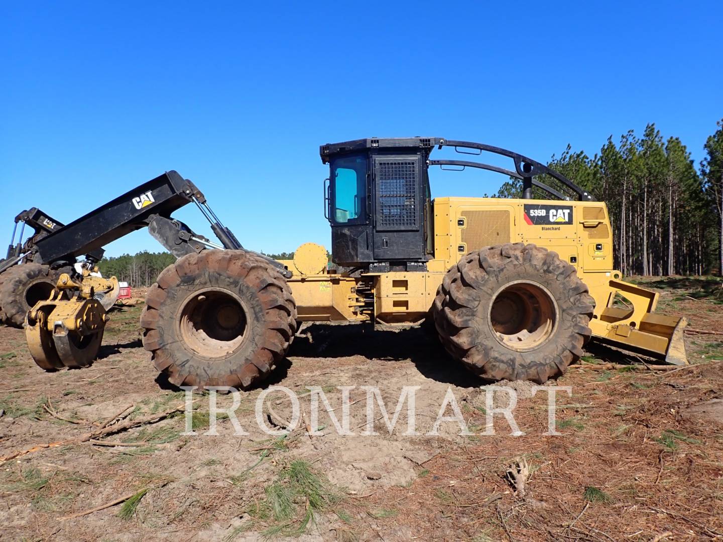 2019 Caterpillar 535D Skidder