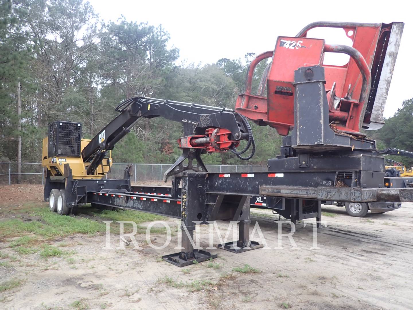 2017 Caterpillar 559C Knuckleboom Loader