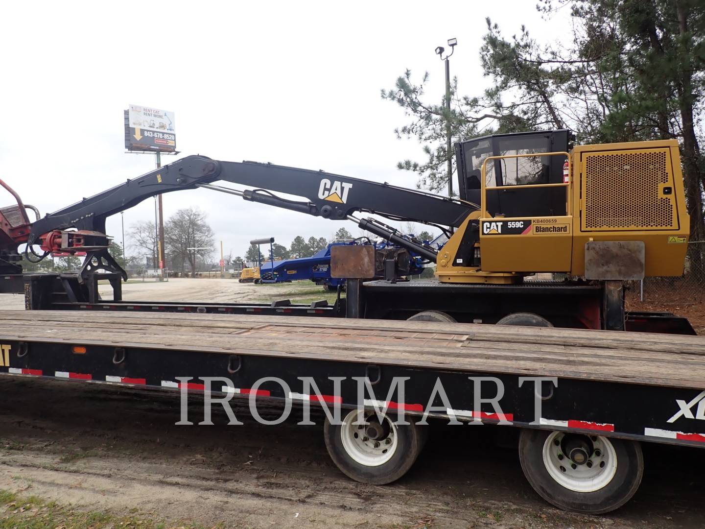 2017 Caterpillar 559C Knuckleboom Loader