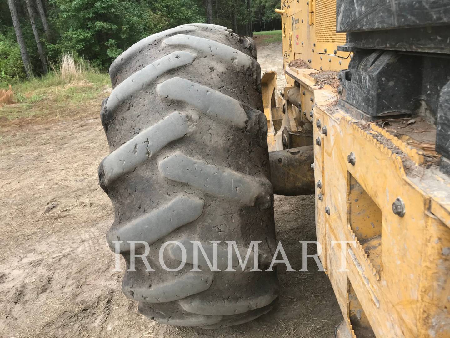 2017 Caterpillar 545D Skidder