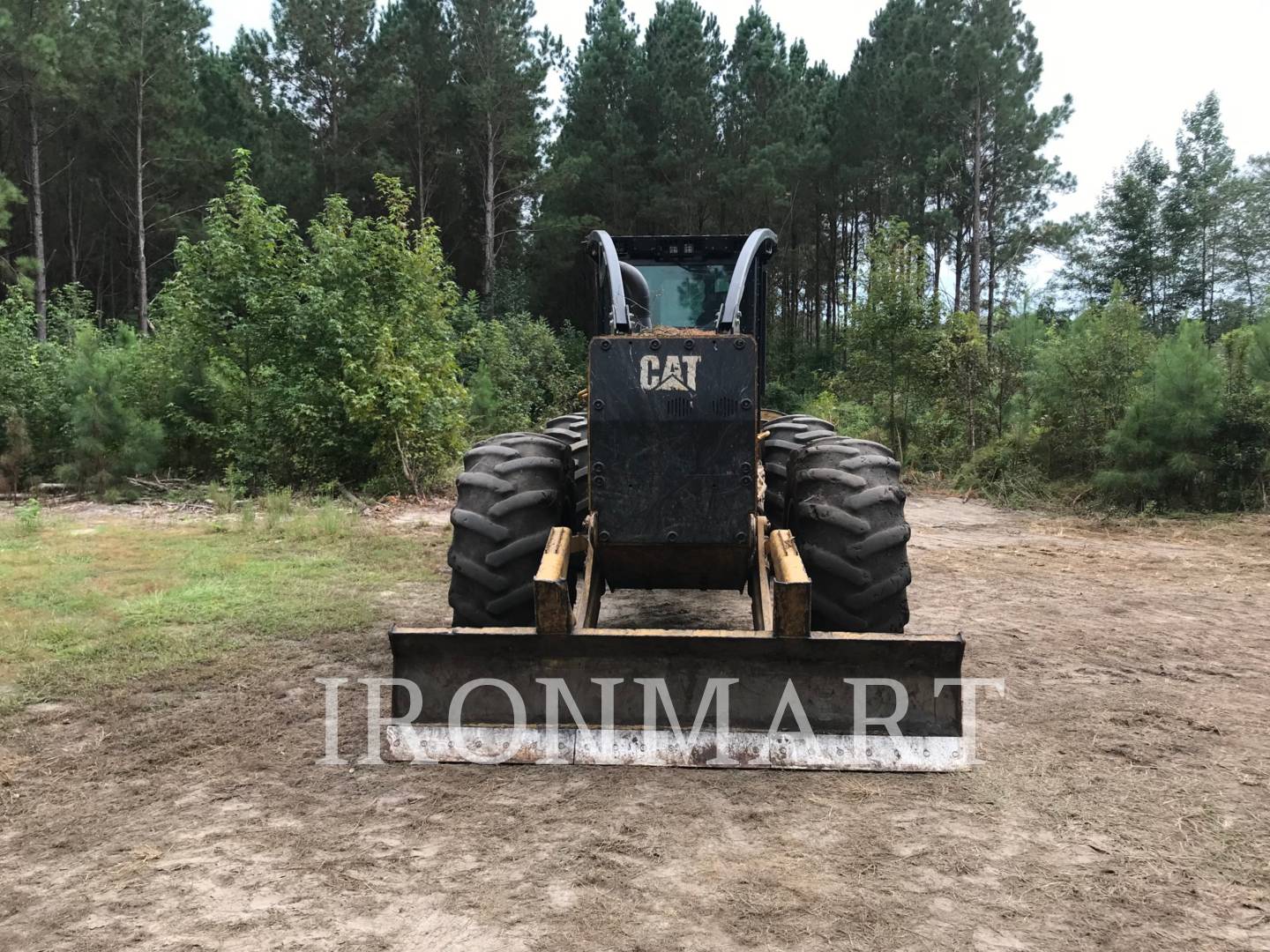 2017 Caterpillar 545D Skidder