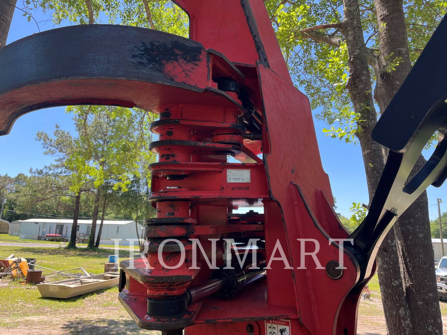 2014 Caterpillar 553C Feller Buncher