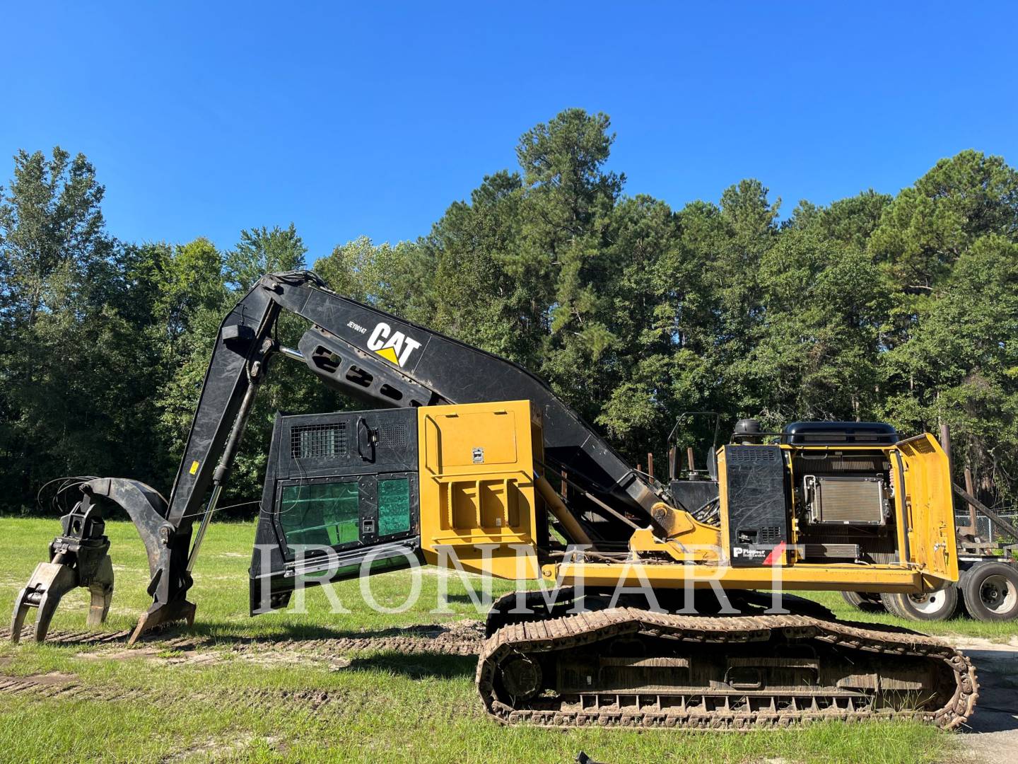 2017 Caterpillar 538LL Log Loader