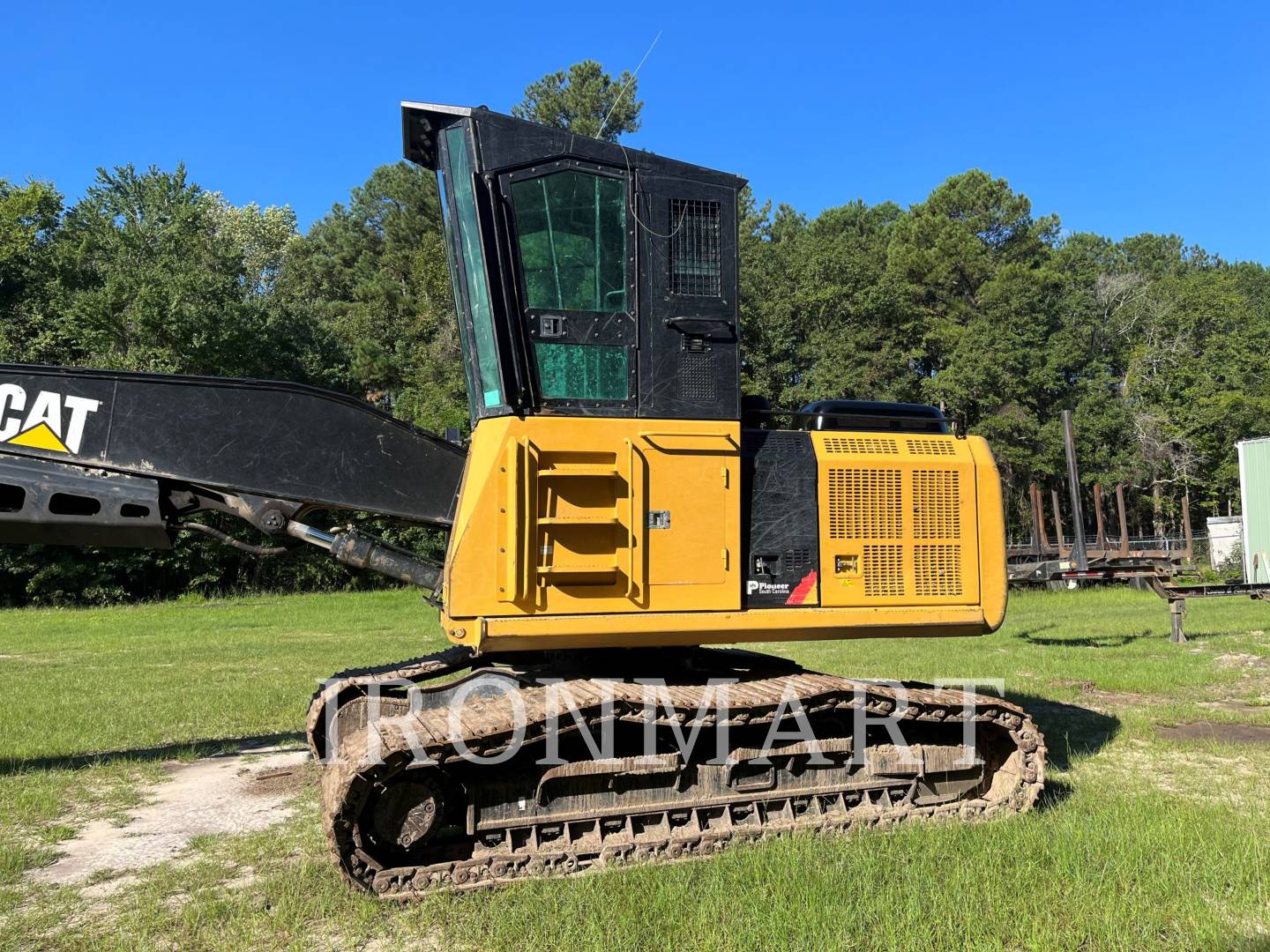 2017 Caterpillar 538LL Log Loader