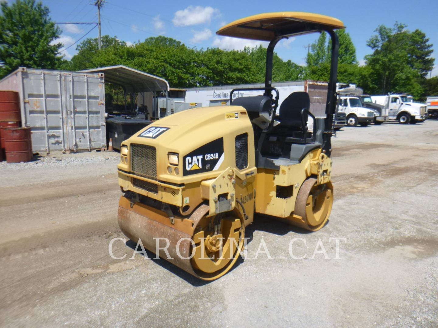 2014 Caterpillar CB24B Vibratory Double