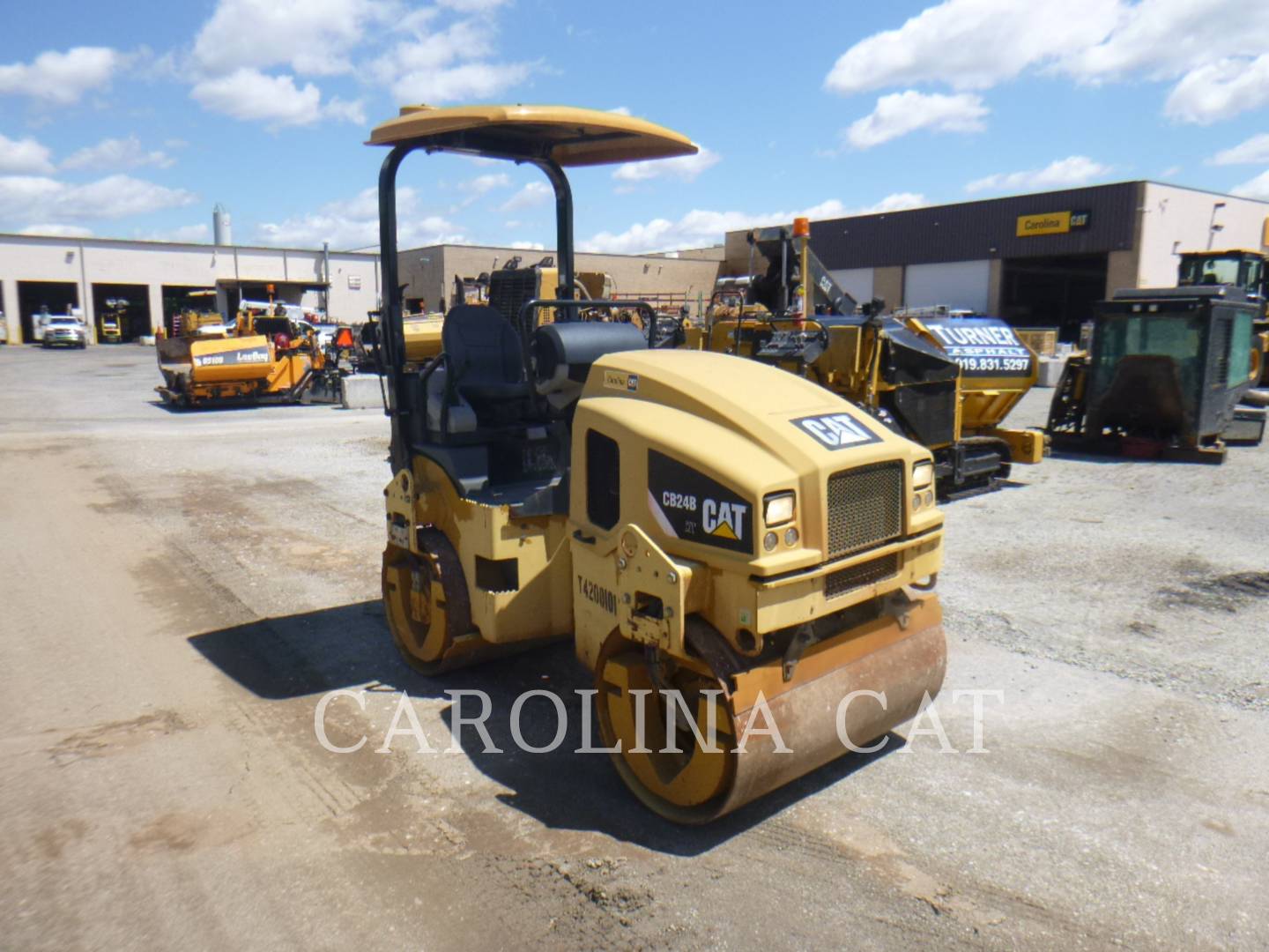 2014 Caterpillar CB24B Vibratory Double