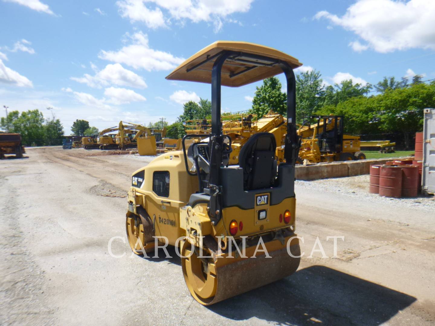 2014 Caterpillar CB24B Vibratory Double