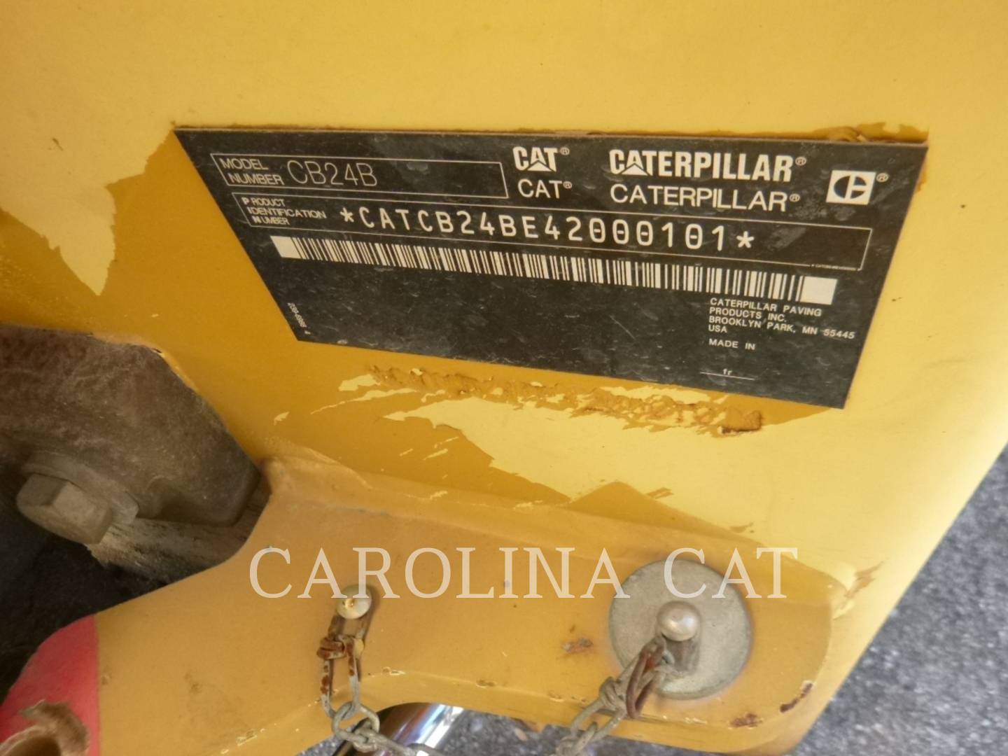 2014 Caterpillar CB24B Vibratory Double