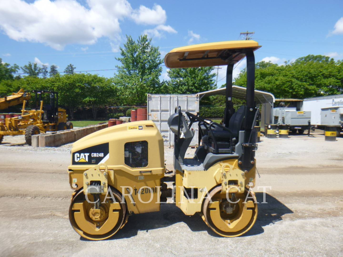 2014 Caterpillar CB24B Vibratory Double