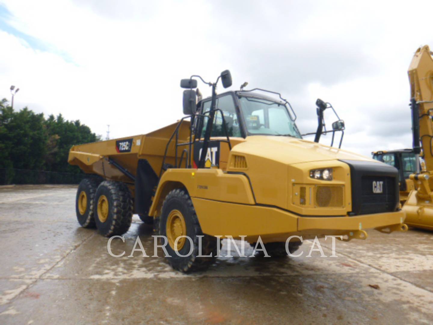 2017 Caterpillar 725C2 TG Articulated Truck