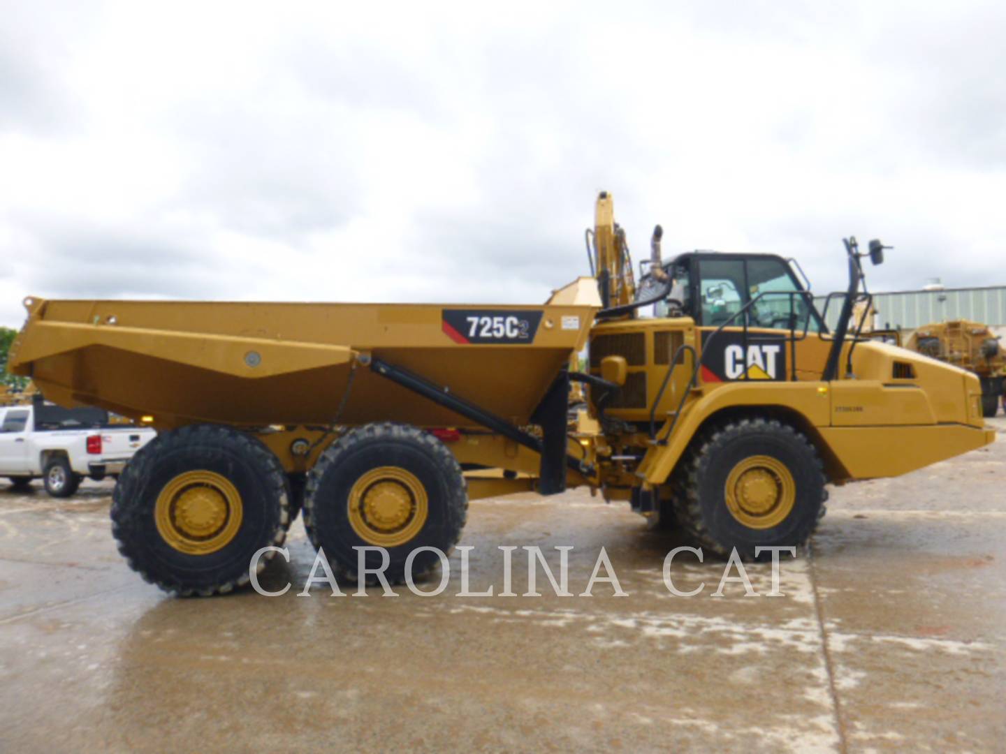 2017 Caterpillar 725C2 TG Articulated Truck