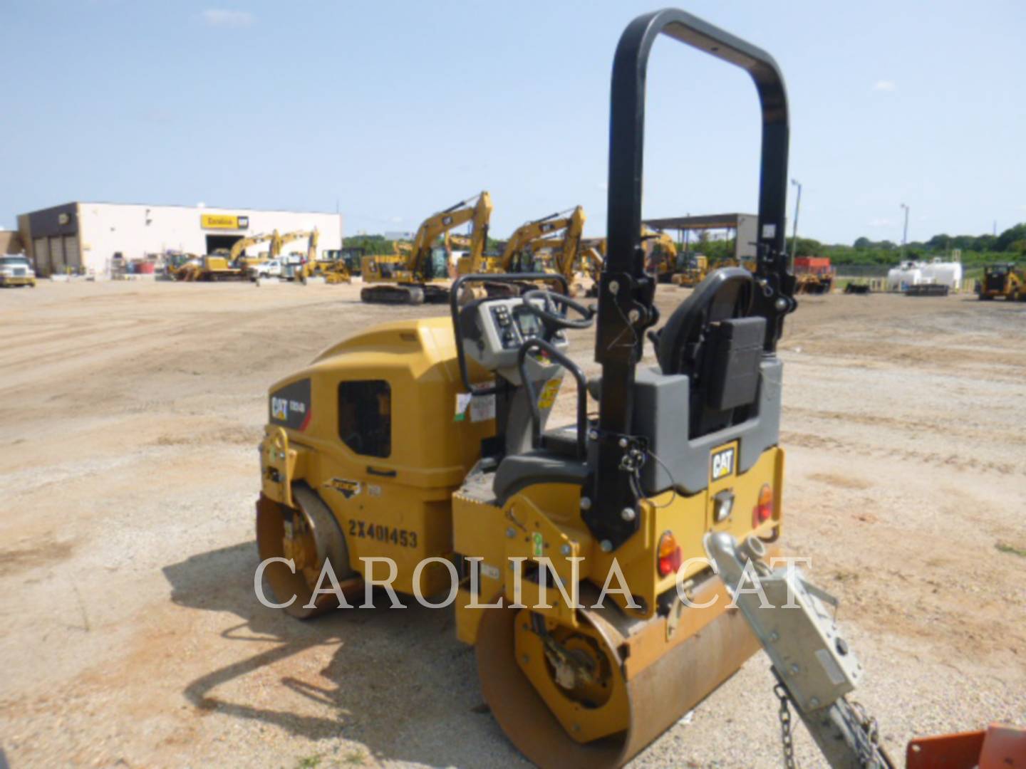 2018 Caterpillar CB24B Compactor