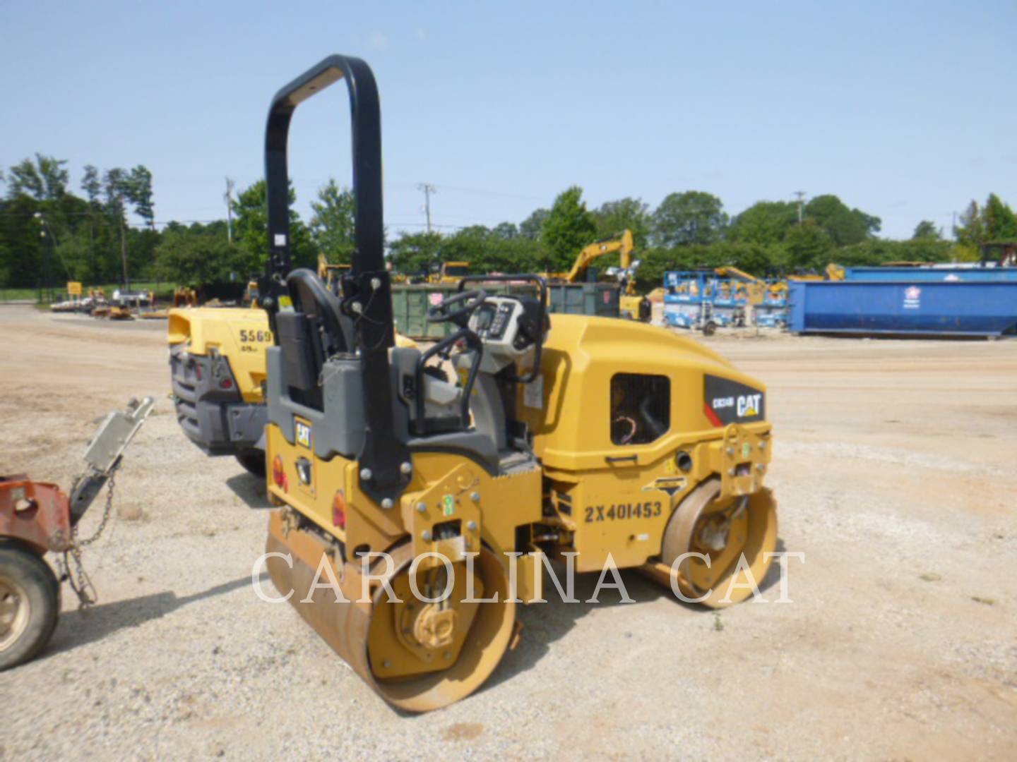 2018 Caterpillar CB24B Compactor