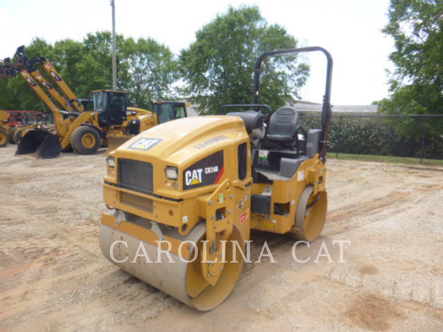 2019 Caterpillar CB34B Compactor