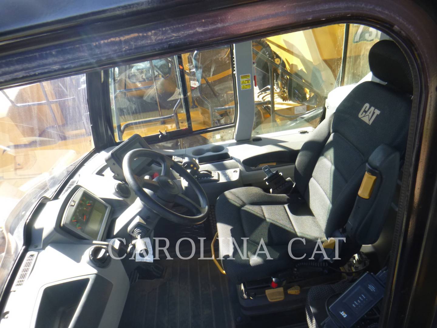 2020 Caterpillar 730 Articulated Truck