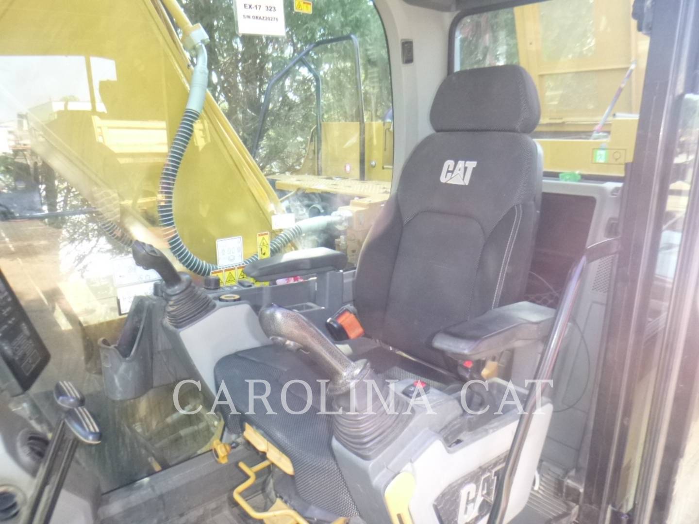 2020 Caterpillar 323 QC Excavator